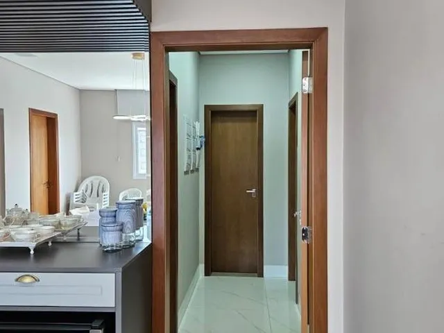 Imagem 15: Casa em Condomínio de Luxo à Venda em Cuiabá-MT, Bairro Recanto dos Pássaros - 3