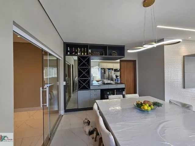 Imagem 10: Casa em Condomínio de Luxo à Venda em Cuiabá-MT, Bairro Recanto dos Pássaros - 3