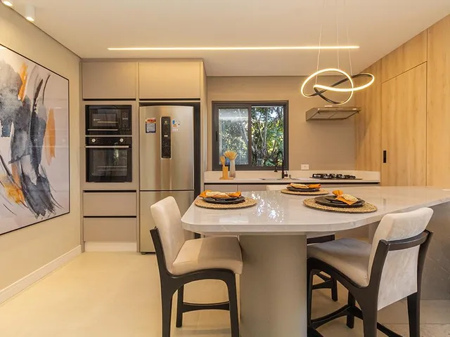 Imagem 2: Apartamento para Venda em Curitiba / PR no bairro Seminário