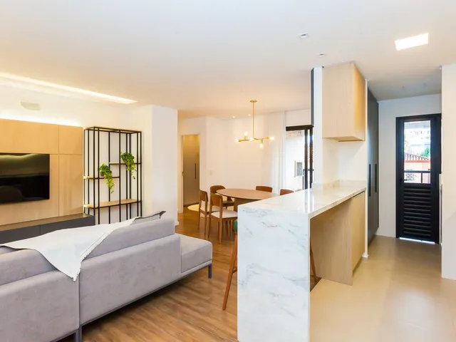 Imagem 10: Apartamento para Venda em Curitiba / PR no bairro Bacacheri