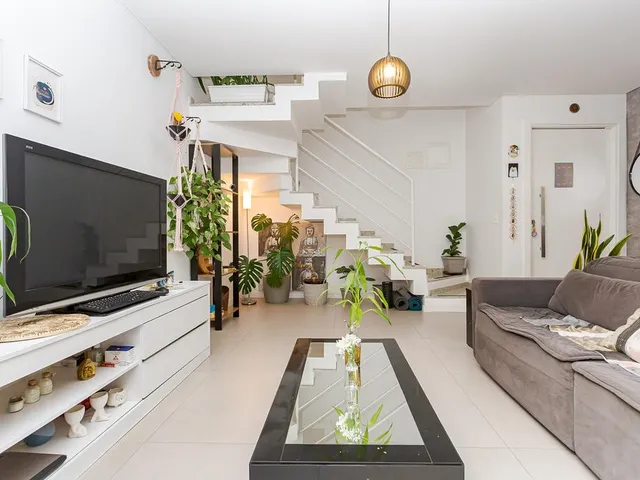 Imagem 4: Casa em Condomínio para Venda em Curitiba / PR no bairro Xaxim