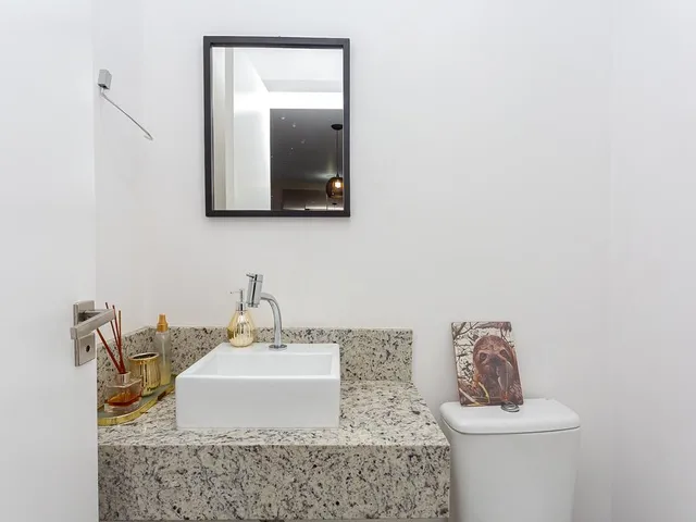 Imagem 8: Casa em Condomínio para Venda em Curitiba / PR no bairro Xaxim