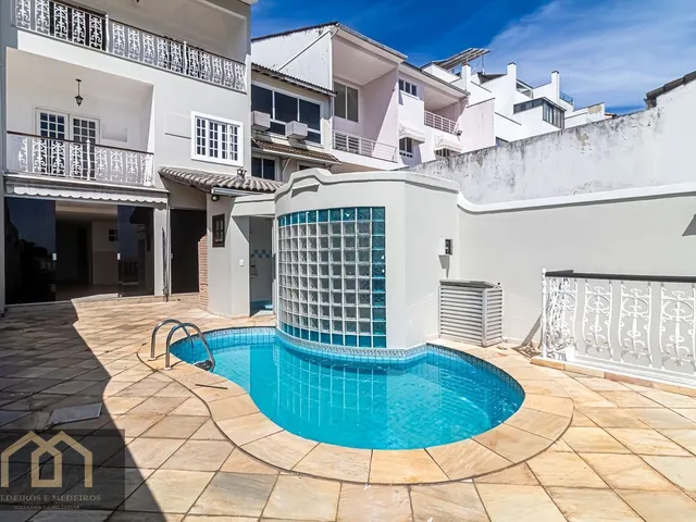 Imagem: Casa à venda no bairro Jacarepaguá - Rio