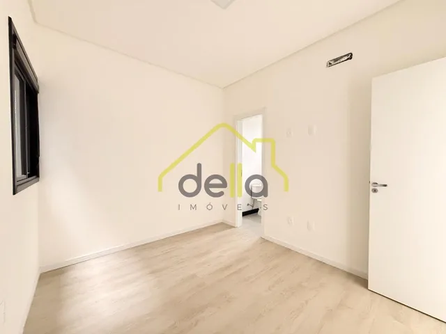 Imagem 5: Casa Residencial em Joinville - santa Catarina, Iririú