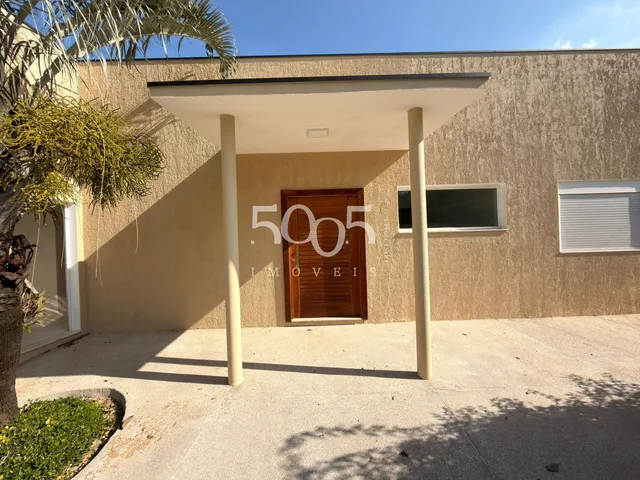 Imagem: A casa em condomínio possui 4 Dormitórios, 3 Suítes, 6