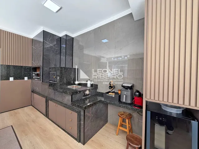 Imagem 2: Casa com 4 dormitórios à venda, 350 m² no bairro Das Nações - Timbó/SC