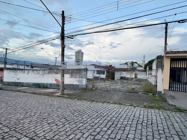 Imagem: Área Comercial À Locação Próximo Ao