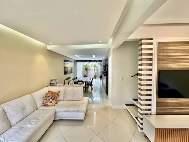 Imagem: A casa em condomínio possui 3 Dormitórios, 1 Suíte, 3