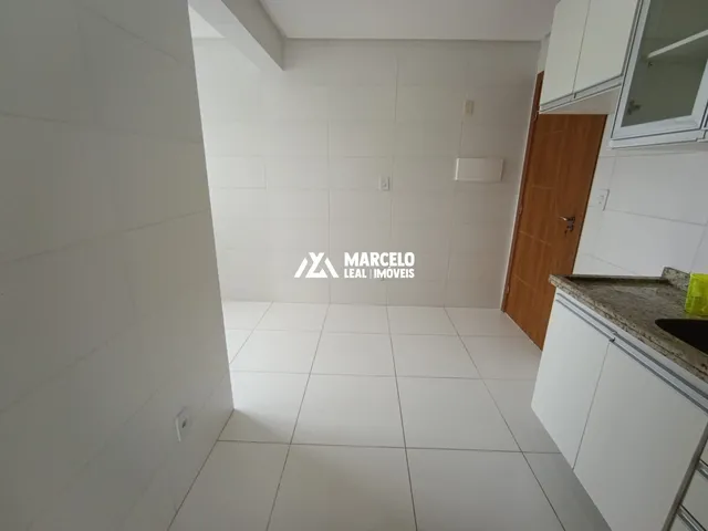 Imagem 3: Alugo apto de 2/4 sendo 01 suíte com elevador a 50 mts da Av. Olivia Flores no R