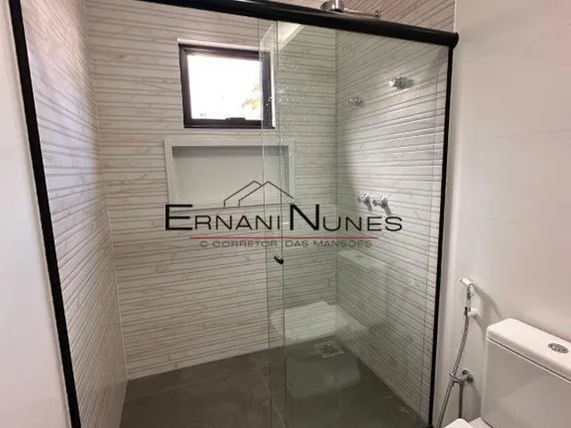 Imagem 10: Casa em Arniqueira Composta por 4 suítes 6 banheiros lote 800 mt e lazer