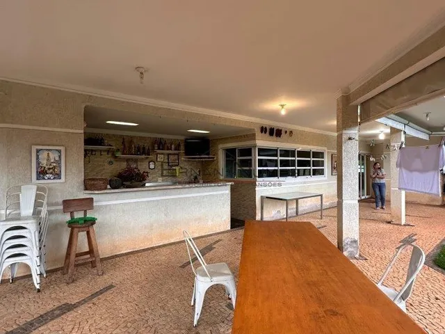 Imagem 10: CASA PARK WAY QD 1 COMPOSTA POR 6 QUARTOS COM 5 SUÍTES, 3 SUÍTES COM CLOSETS