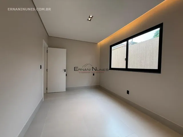 Imagem 16: CASA ARNNIQUEIRAS CONJUNTO 4- 3 SUÍTES- 300 MTS