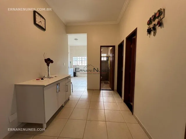 Imagem 14: Casa Alto Padrão PARK WAY QD 8 com 5 Suítes