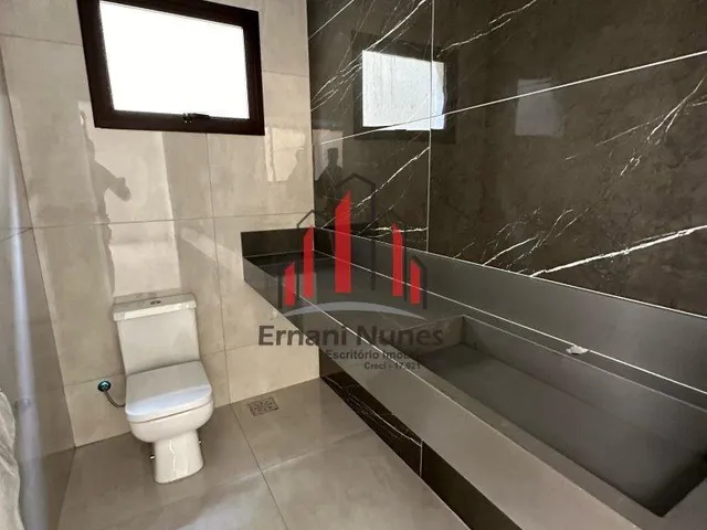 Imagem 4: CASA JOCKEY 4 SUÍTES 5 BANHEIROS LOTE DE 400 MT E LAZER