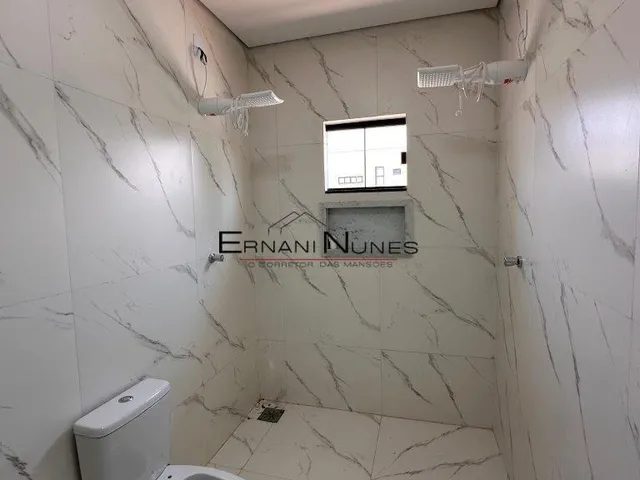 Imagem 6: Casa Vicente Pires Composta por 4 suítes 5 banheiros lote de 300 mt e lazer NÃO FINANCIA