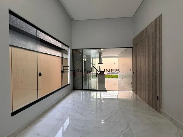 Imagem 14: Casa em Arniqueira composta por 3 Suítes 4 banheiros 400 mt e lazer