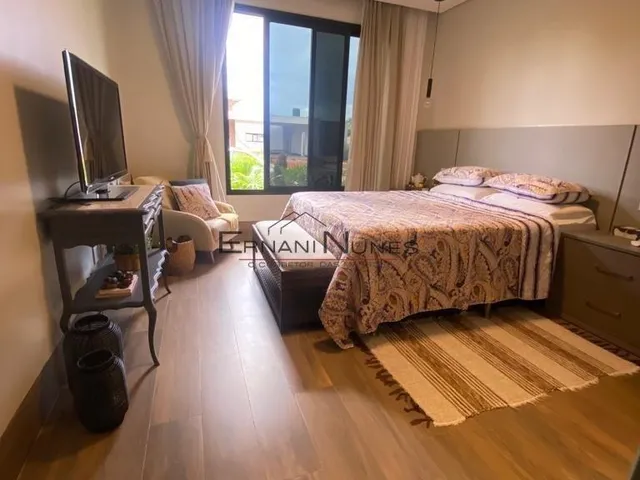 Imagem 8: Casa Park Way QD 5 CONJ 14 composta de 3 quartos com suítes, com 1 master com closet