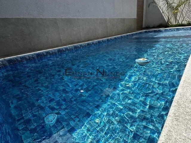 Imagem 5: CASA ARNIQUEIRAS- 3 SUÍTES- LOTE ESCRITURADO- 340 MTS