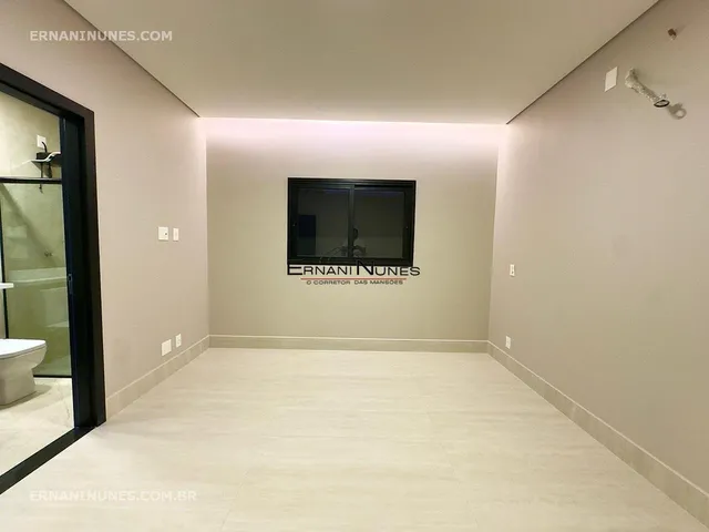 Imagem 4: CASA ARNIQUEIRA ALTO PADRÃO- 4 SUÍTES- 625 MTS- ESPAÇO GOURMET COMPLETO