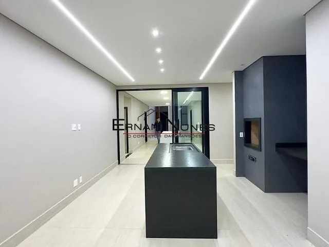 Imagem 9: CASA ARNIQUEIRA ALTO PADRÃO- 4 SUÍTES- 625 MTS- ESPAÇO GOURMET COMPLETO