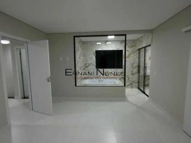 Imagem 12: CASA RUA 06 VICENTE PIRES - 4 SUÍITES - SALÃO DE FESTAS- ACADEMIA