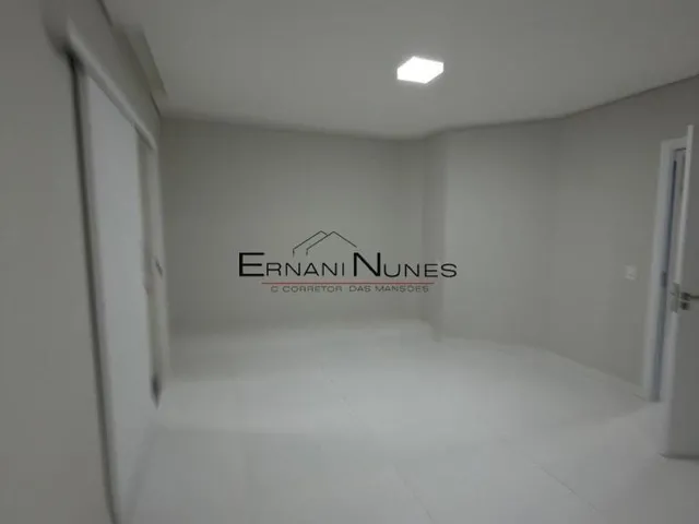 Imagem 7: CASA RUA 06 VICENTE PIRES - 4 SUÍITES - SALÃO DE FESTAS- ACADEMIA