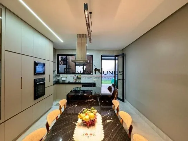 Imagem 3: CASA VICENTE PIRES RUA 10- 380 MTS- 3 SUÍTES- COZINHA PLANEJADA