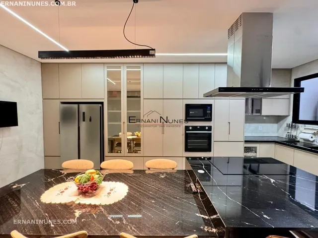 Imagem 15: CASA VICENTE PIRES RUA 10- 380 MTS- 3 SUÍTES- COZINHA PLANEJADA