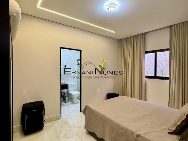 Imagem 10: CASA VICENTE PIRES RUA 10- 380 MTS- 3 SUÍTES- COZINHA PLANEJADA