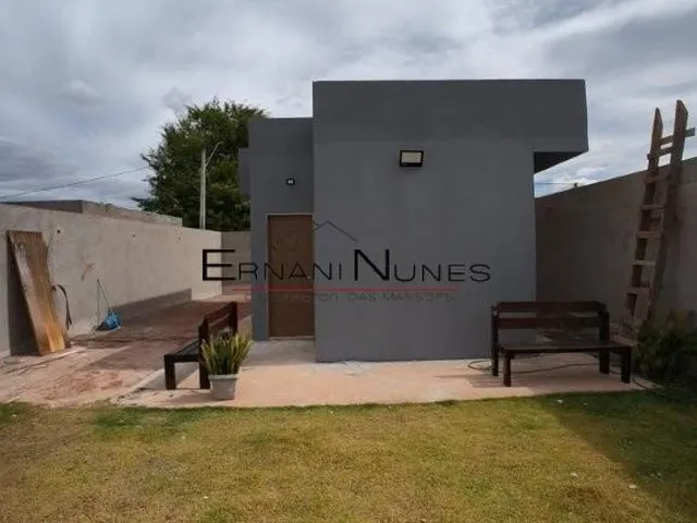 Imagem 4: ARNIQUEIRAS 2 QUARTOS LOTE AMPLO PRÓXIMO Á MANSÃO IMPERIAL
