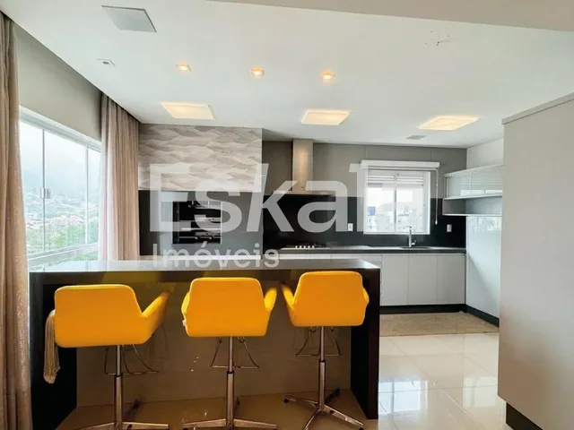 Imagem 2: Apartamento Duplex Semimobiliado Com 03 Suítes