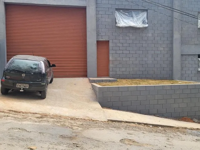 Imagem: Galpao Comercial em Embu das Artes - São