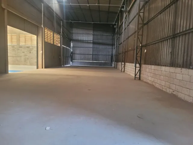 Imagem: Galpão Industrial em Cotia - São Paulo