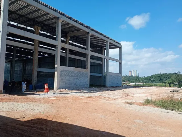 Imagem: Galpao Industrial em Embu das Artes - São