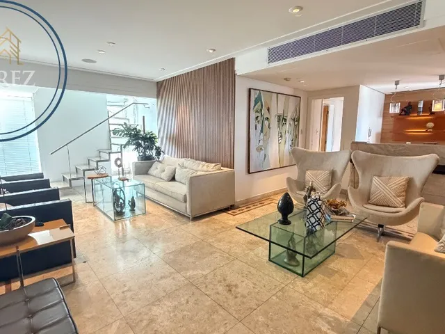 Imagem 2: Cobertura Triplex diferenciada 3/4 com 2 suítes ambas com closet, espaço gourmet
