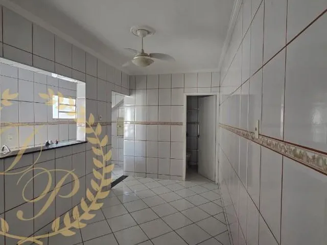 Imagem 3: Imperdível Casa À Venda em Jundiaí-Sp, na Vila Aparecida: 1 Quarto, 1 Suíte, 1 Sala, 2 Vagas de Garagem e 128M² de Área!