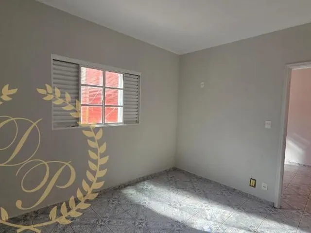 Imagem 8: Imperdível Casa À Venda em Jundiaí-Sp, na Vila Aparecida: 1 Quarto, 1 Suíte, 1 Sala, 2 Vagas de Garagem e 128M² de Área!