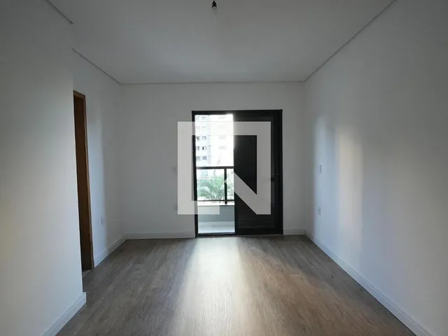 Imagem 11: Localizada no bairro Campestre, esta encantadora casa oferece um espaço de 96 metros