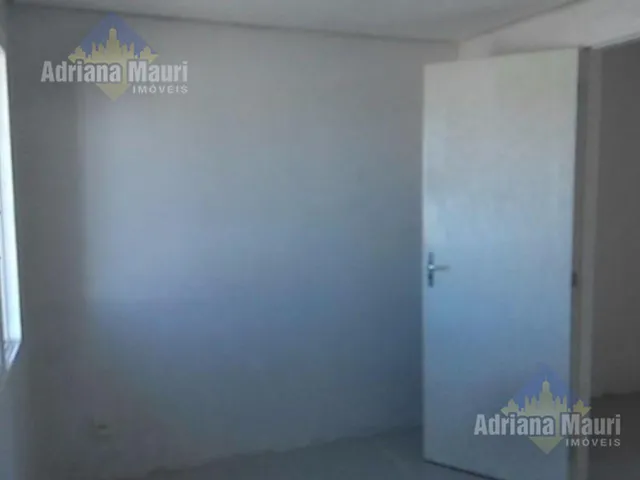 Imagem 3: Casa Geminada com 2 Dormitórios, Pátio e Garagem em Protásio Alves, Porto Alegre, Rs