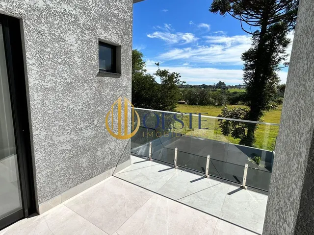 Imagem 10: Sobrado de Alto Padrão com 3 Suítes e Piscina 177m²