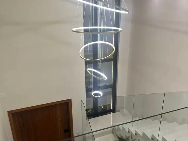 Imagem 6: Casa com 3 dormitórios sendo 3 suítes e 4 vagas de garagem em São José/SC