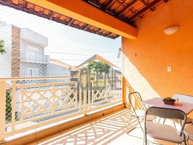 Imagem 15: Sobrado a Venda no Bela Vista, Osasco, de 170M², 3 Dormitórios, 1 Suíte com Closet e Varanda, 2 Vagas de Garagem