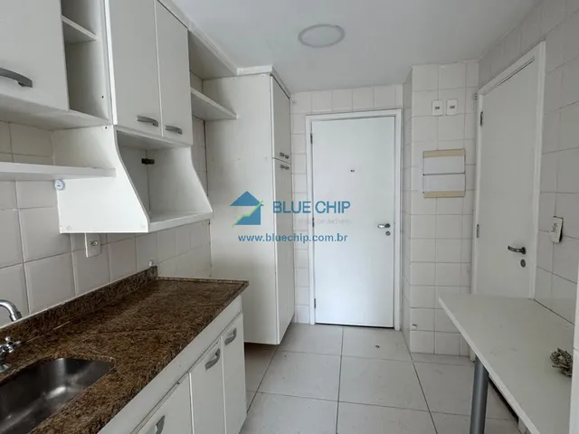 Imagem 2: Apartamento à Venda no Condomínio Américas Park - Barra da Tijuca, com 3 Quartos por