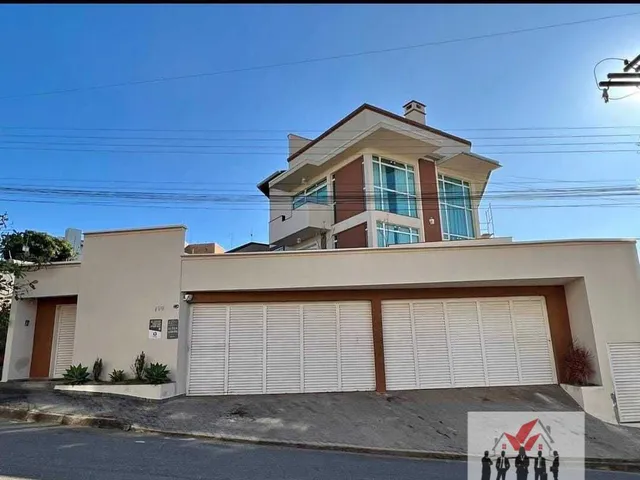 Imagem: Casa À Venda em Poços de Caldas/Mg