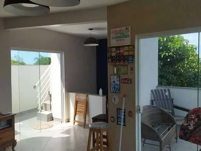 Imagem 6: Sobrado à venda em Guaratuba, BALNEARIO COROADOS, com 3 quartos, 170m²