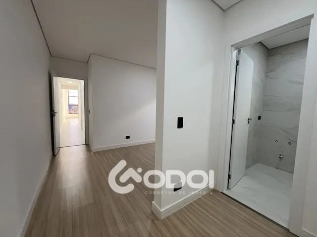 Imagem 2: Casa Térrea com Edícula em Afonso Pena (Monte Libano), São José dos Pinhais/PR