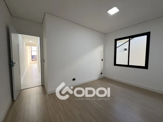 Imagem 15: Casa Térrea com Edícula em Afonso Pena (Monte Libano), São José dos Pinhais/PR