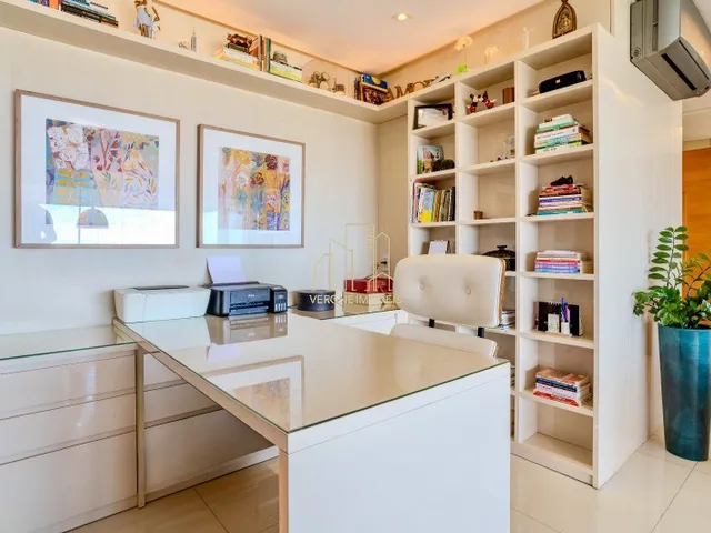 Imagem 2: Apartamento à venda em Patamares com 4 quartos 1 suíte 2 salas 4 banheiros 2 vagas