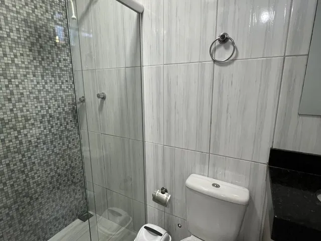 Imagem 6: Venha morar no conforto e sofisticação dessa incrível casa com 5 quartos, sendo 1