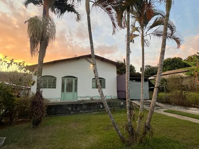 Imagem 9: Linda casa à venda! Não aceita financiamento bancário. Localizada em um bairro